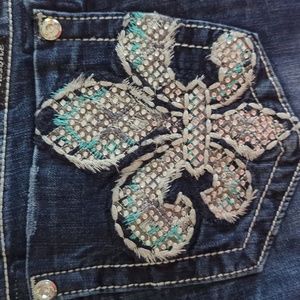 Miss Me Fleur de Lis jeans, like new